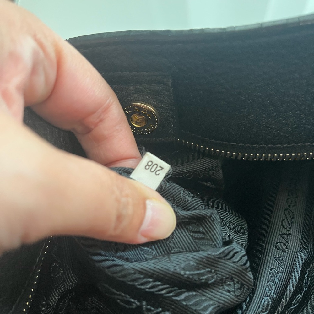 PRADA VITELLO DAINO LEATHER SHOULDER BAG - Picture 15 of 16